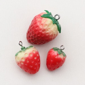 리얼한 딸기 팬던트 귀걸이재료 악세사리부자재 T1621